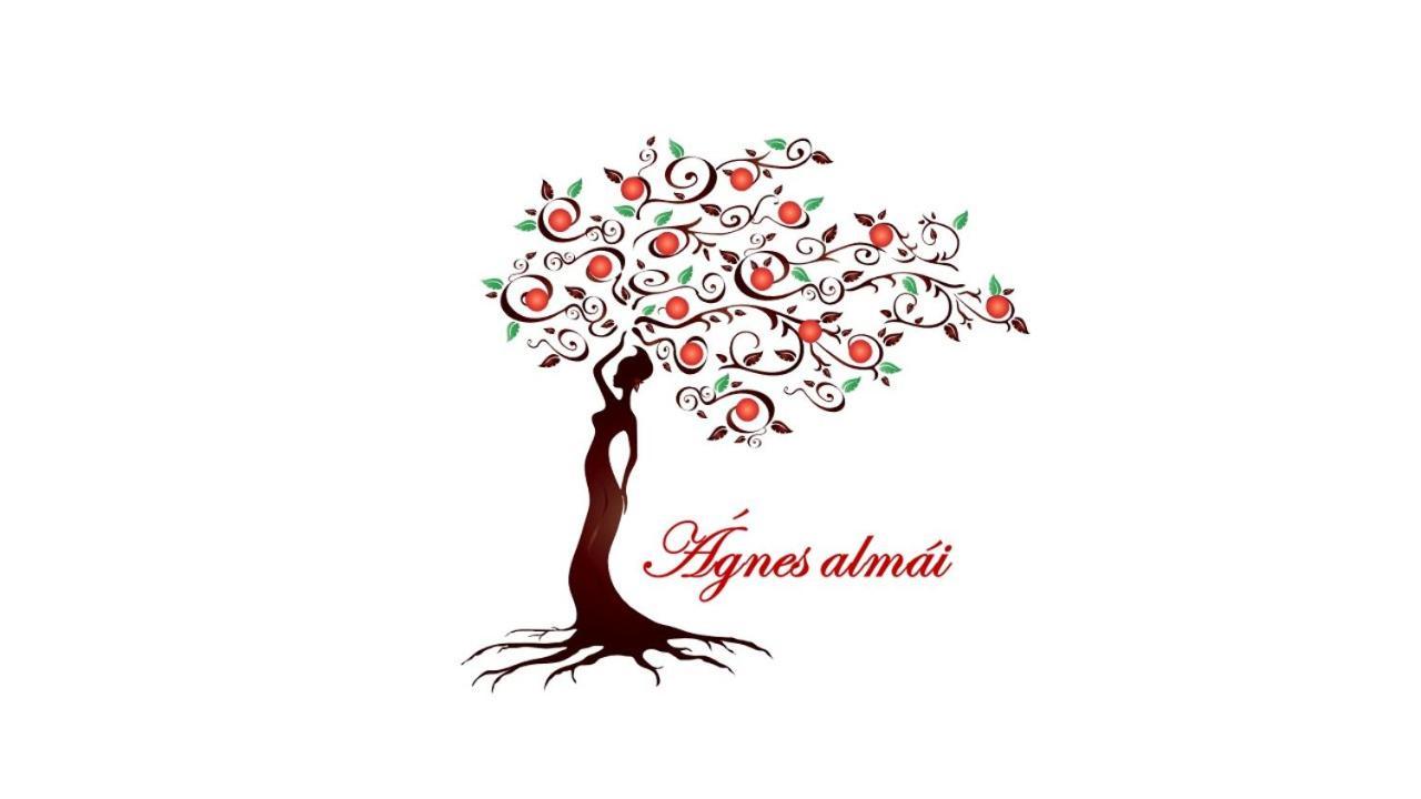Agnes Almai Agnes Apples Villa Kisapati Exterior photo